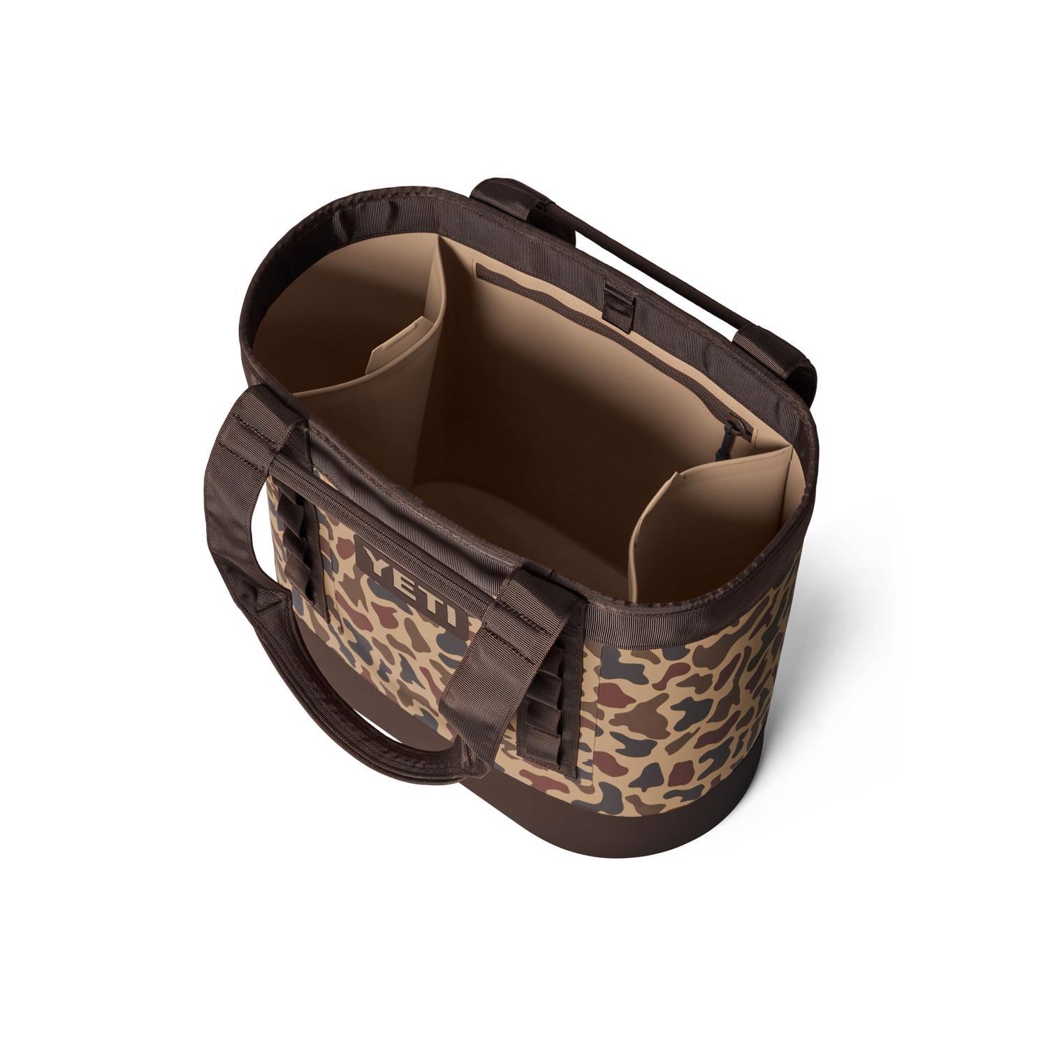 YETI Camino 35 Carryall 35 L Wetlands Camo Tote