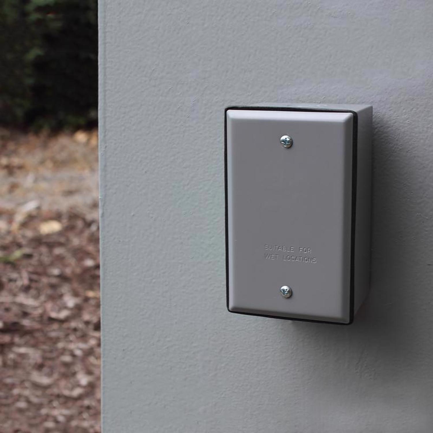 Sigma Engineered Solutions Rectangle Steel 1 gang 4.52 in. H X 2.77 in. W Flat Box Cover