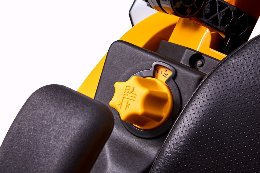Cub Cadet Ultima ZT1 42 Zero-Turn Lawn Mower