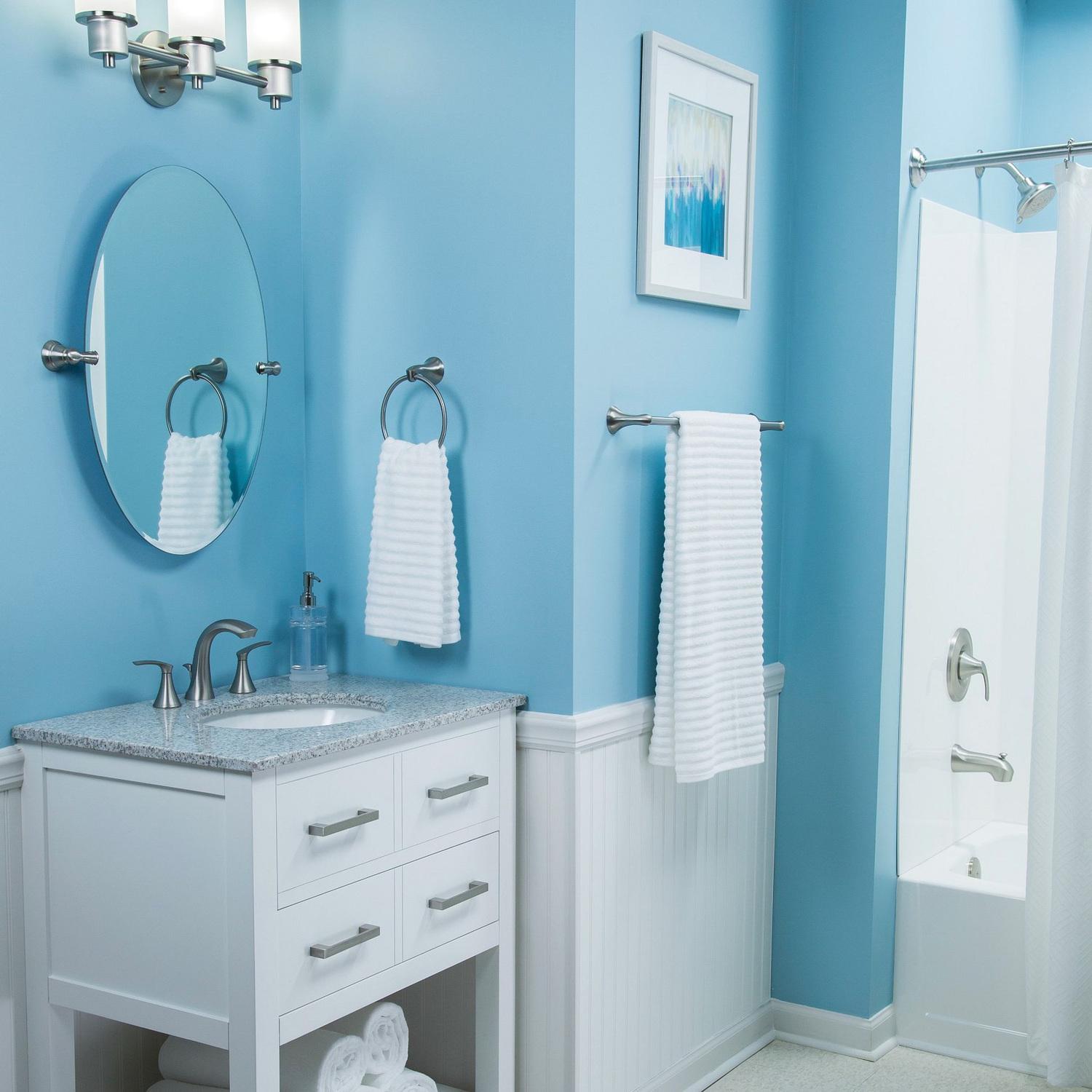 Moen Darcy Brushed Nickel Towel Bar 18 in. L Zinc