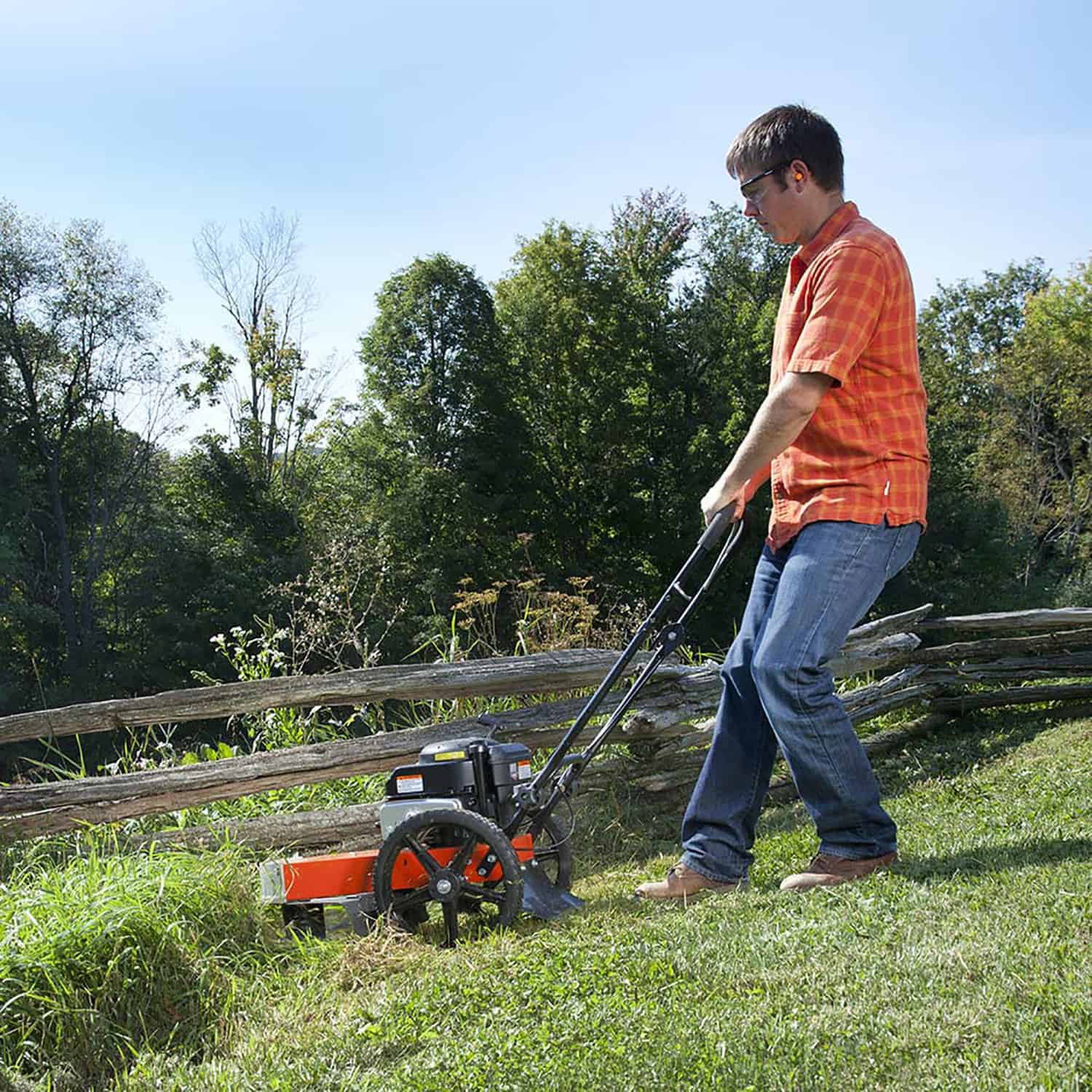 DR Power Premier 163 cc Manual Push Trimmer