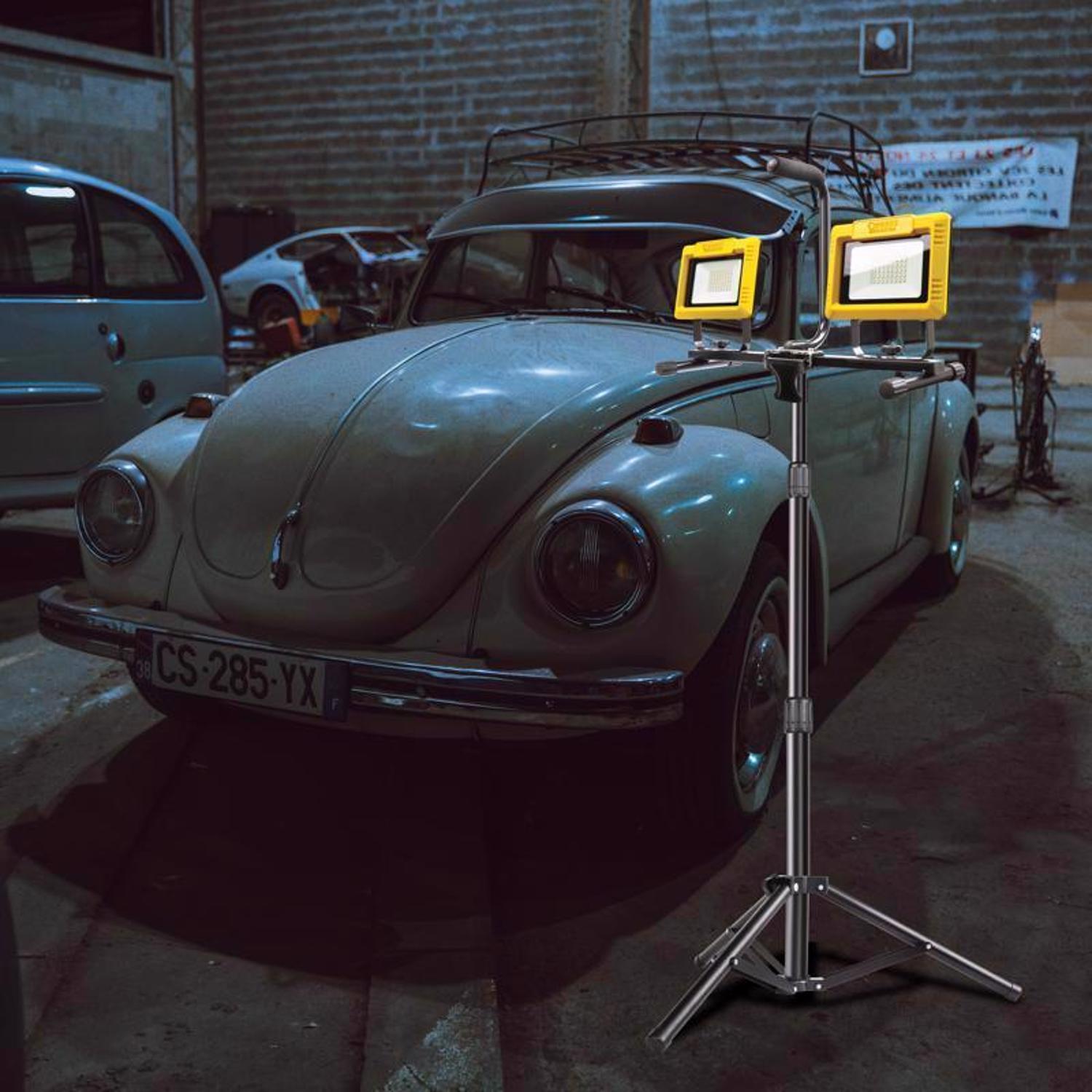 Feit Pro Series 6000 lm LED Dual Power Tripod Work Light